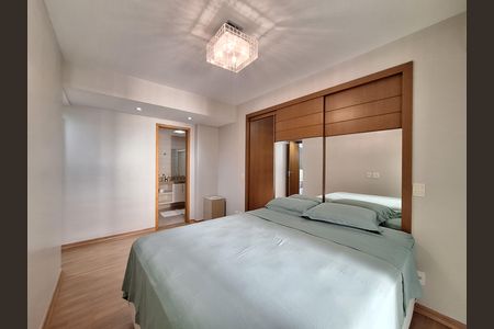 Apartamento para alugar com 115m², 3 quartos e 2 vagas Apartamento para alugar com 115m², 3 quartos e 2 vagasSuíte