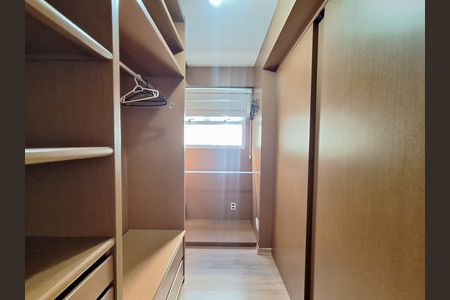 Apartamento para alugar com 115m², 3 quartos e 2 vagas Apartamento para alugar com 115m², 3 quartos e 2 vagasCloset da Suíte