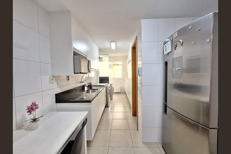 Apartamento para alugar com 115m², 3 quartos e 2 vagas Apartamento para alugar com 115m², 3 quartos e 2 vagasCozinha