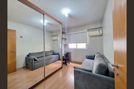Apartamento para alugar com 115m², 3 quartos e 2 vagas Apartamento para alugar com 115m², 3 quartos e 2 vagasQuarto 2