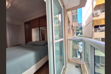 Apartamento para alugar com 115m², 3 quartos e 2 vagas Apartamento para alugar com 115m², 3 quartos e 2 vagasVaranda da suíte