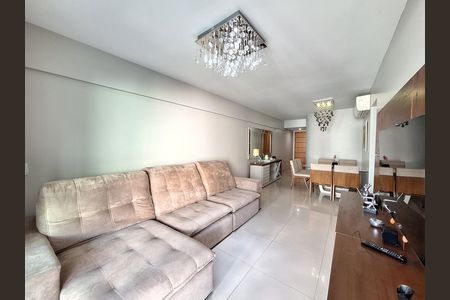 Apartamento para alugar com 115m², 3 quartos e 2 vagas Apartamento para alugar com 115m², 3 quartos e 2 vagasSala