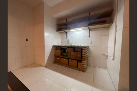 Apartamento à venda com 64m², 2 quartos e sem vaga Apartamento à venda com 64m², 2 quartos e sem vagaCozinha