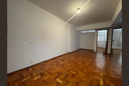 Apartamento à venda com 64m², 2 quartos e sem vaga Apartamento à venda com 64m², 2 quartos e sem vagaSala