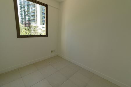 Apartamento à venda com 262m², 4 quartos e 2 vagasQuarto de Serviço