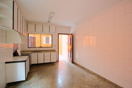 Casa à venda com 180m², 5 quartos e 4 vagasCozinha