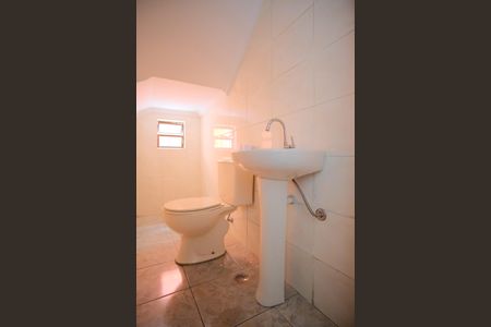 Casa à venda com 180m², 5 quartos e 4 vagasLavabo