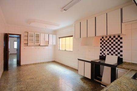 Casa à venda com 180m², 5 quartos e 4 vagasCozinha