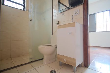 Casa à venda com 180m², 5 quartos e 4 vagasBanheiro da Suíte 2 e 3
