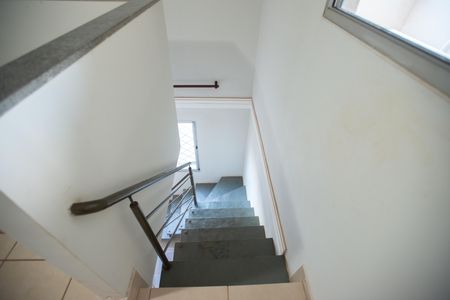 Apartamento para alugar com 108m², 2 quartos e 2 vagas Apartamento para alugar com 108m², 2 quartos e 2 vagasSala 2 - Escada