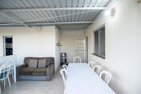 Apartamento para alugar com 108m², 2 quartos e 2 vagas Apartamento para alugar com 108m², 2 quartos e 2 vagasVaranda