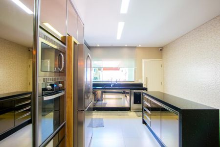 Casa à venda com 362m², 3 quartos e 4 vagasCozinha