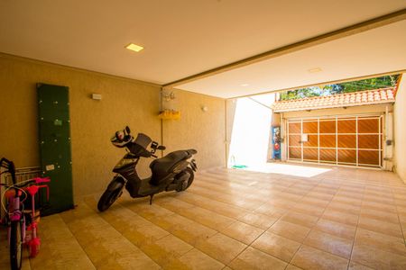 Casa à venda com 362m², 3 quartos e 4 vagasGaragem