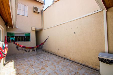 Casa à venda com 362m², 3 quartos e 4 vagasQuintal