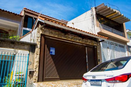 Casa à venda com 362m², 3 quartos e 4 vagasFachada