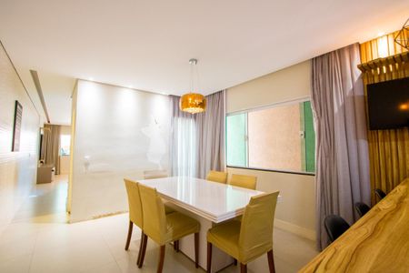 Casa à venda com 362m², 3 quartos e 4 vagasCopa