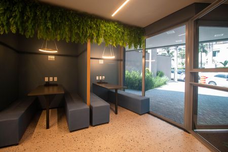 Apartamento para alugar com 43m², 1 quarto e sem vaga Apartamento para alugar com 43m², 1 quarto e sem vagaHall