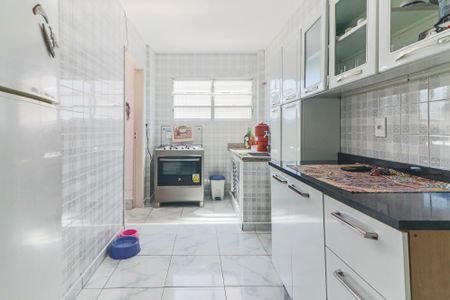 Apartamento à venda com 98m², 4 quartos e sem vagaCozinha