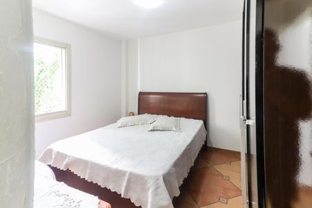 Apartamento à venda com 98m², 4 quartos e sem vagaQuarto 3