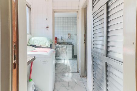 Apartamento à venda com 98m², 4 quartos e sem vagaLavanderia