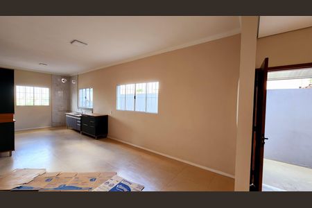 Casa para alugar com 120m², 3 quartos e 1 vaga Casa para alugar com 120m², 3 quartos e 1 vagaSala