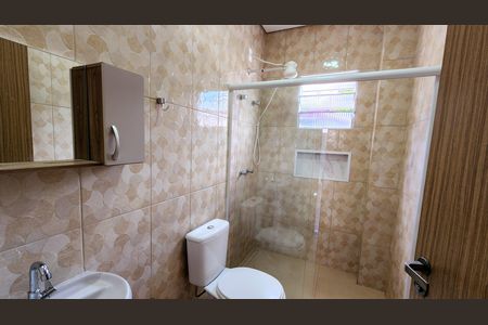 Casa para alugar com 120m², 3 quartos e 1 vaga Casa para alugar com 120m², 3 quartos e 1 vagaBanheiro