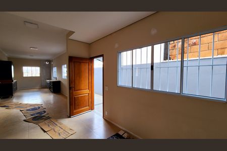 Casa para alugar com 120m², 3 quartos e 1 vaga Casa para alugar com 120m², 3 quartos e 1 vagaSala
