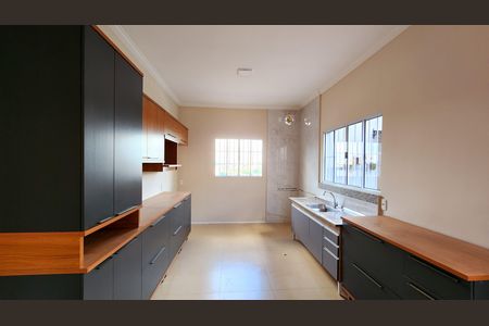 Casa para alugar com 120m², 3 quartos e 1 vaga Casa para alugar com 120m², 3 quartos e 1 vagaCozinha