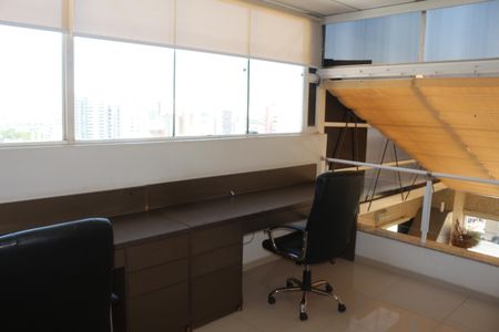 Apartamento à venda com 360m², 3 quartos e 4 vagasQuintal