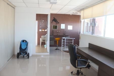 Apartamento à venda com 360m², 3 quartos e 4 vagasQuintal