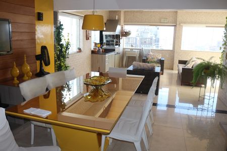 Apartamento à venda com 360m², 3 quartos e 4 vagasÁrea gourmet