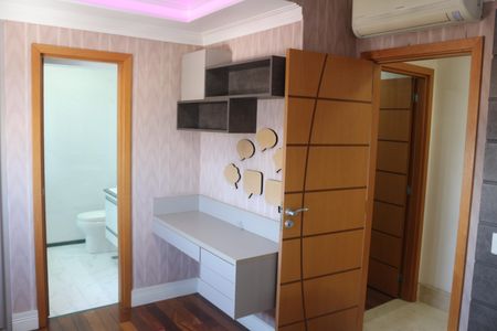 Apartamento à venda com 360m², 3 quartos e 4 vagasSuíte 3