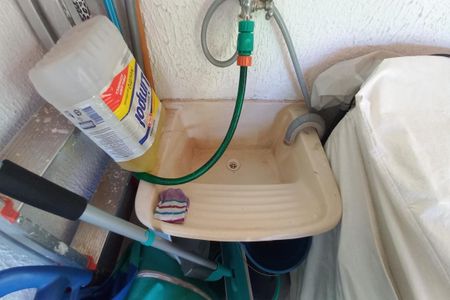 Apartamento à venda com 130m², 2 quartos e 1 vagaÁrea de Serviço