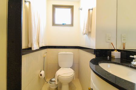 Apartamento à venda com 79m², 3 quartos e 2 vagas Apartamento à venda com 79m², 3 quartos e 2 vagasBanheiro da Suíte