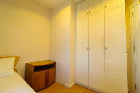 Apartamento à venda com 79m², 3 quartos e 2 vagas Apartamento à venda com 79m², 3 quartos e 2 vagasQuarto