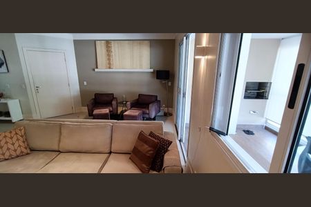 Apartamento à venda com 100m², 2 quartos e 2 vagasSala