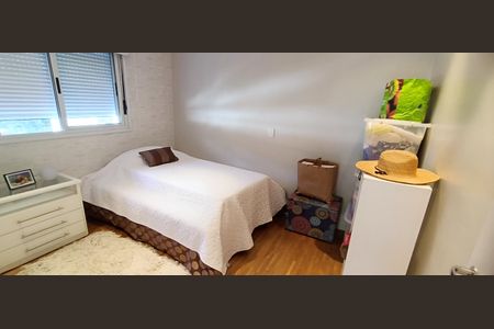 Apartamento à venda com 100m², 2 quartos e 2 vagasSuíte 1