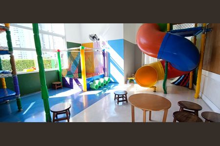 Apartamento à venda com 100m², 2 quartos e 2 vagasBrinquedoteca