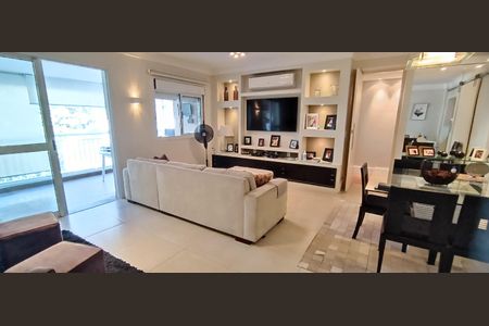 Apartamento à venda com 100m², 2 quartos e 2 vagasSala