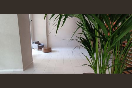 Apartamento à venda com 100m², 2 quartos e 2 vagasHall de entrada