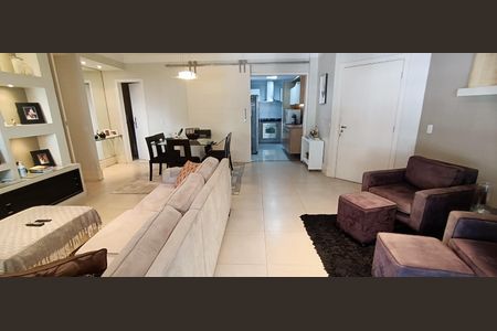 Apartamento à venda com 100m², 2 quartos e 2 vagasSala