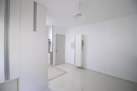 Apartamento para alugar com 43m², 2 quartos e 1 vaga Apartamento para alugar com 43m², 2 quartos e 1 vagaSala