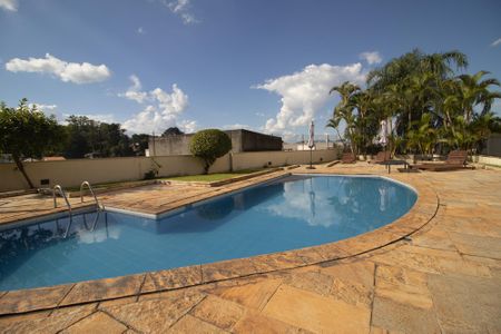 Apartamento para alugar com 43m², 2 quartos e 1 vaga Apartamento para alugar com 43m², 2 quartos e 1 vagaÁrea comum - Piscina