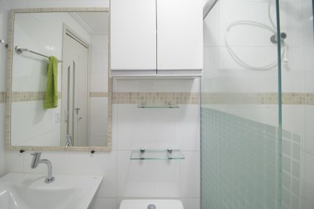 Apartamento para alugar com 43m², 2 quartos e 1 vaga Apartamento para alugar com 43m², 2 quartos e 1 vagaBanheiro