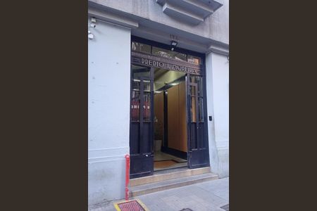 Apartamento à venda com 44m², 1 quarto e sem vagaFachada