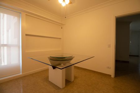 Apartamento à venda com 205m², 4 quartos e 4 vagasSala