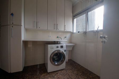 Apartamento à venda com 205m², 4 quartos e 4 vagasÁrea de Serviço
