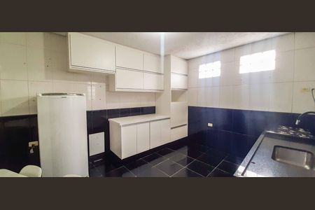 Casa à venda com 600m², 7 quartos e 3 vagas Casa à venda com 600m², 7 quartos e 3 vagasCozinha