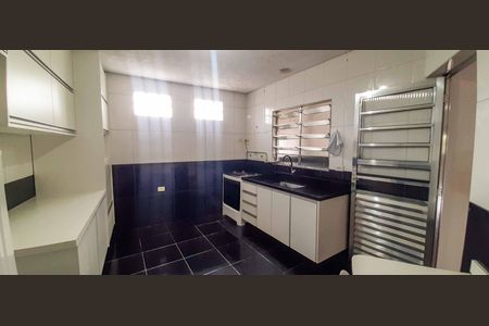 Casa à venda com 600m², 7 quartos e 3 vagas Casa à venda com 600m², 7 quartos e 3 vagasCozinha