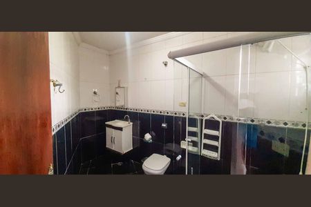 Casa à venda com 600m², 7 quartos e 3 vagas Casa à venda com 600m², 7 quartos e 3 vagasBanheiro Social